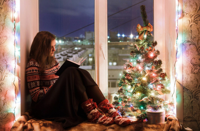 Как пережить Новый Год в одиночестве? Психологи советуют, как наслаждаться праздниками в одиночку - TwitNow.ru
