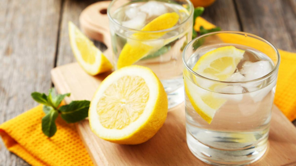 6 причин пить воду с лимоном каждый день - TwitNow.ru