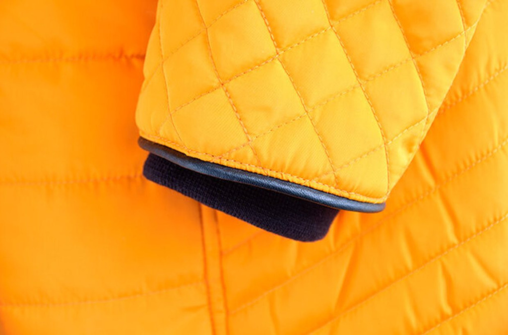 Чем можно отстирать рукава на куртке: 5 лучших способов - TwitNow.ru